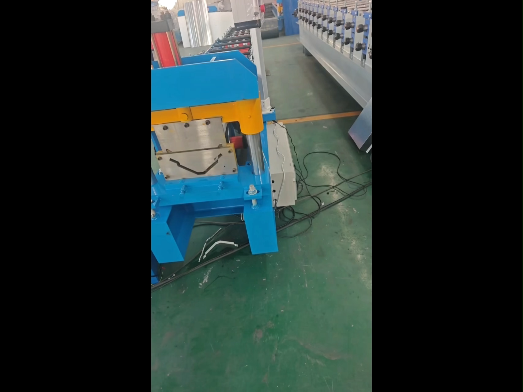Roofing Sheets Roll Forming Machine(Roll Forming,Roll Former ,Steel Sheet Metal Machine) No. Item Specific