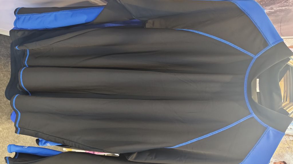 Radtrikot Langarm, Sportbekleidung, Rennbekleidung, 85% Polyester, 15% Elasthan