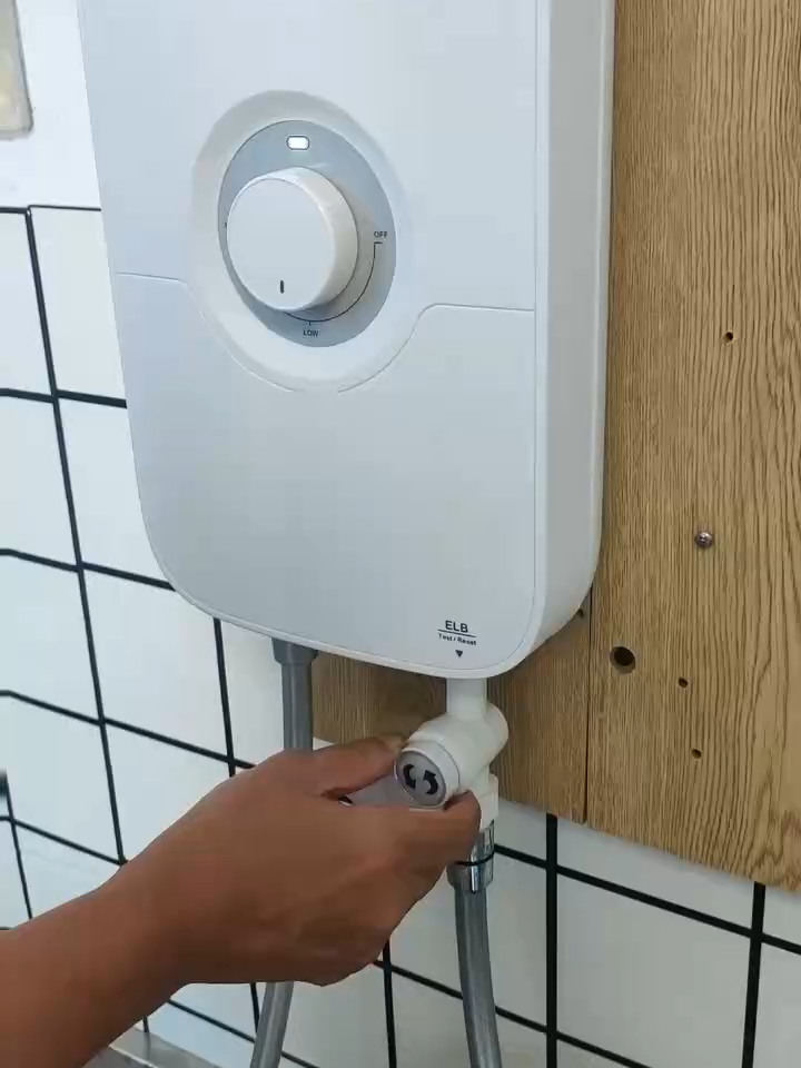 Energy-Saving Electric Water Heater with Fast Heating Element, Stainless Steel Tank, and Boil-Dry Protection for Residential Use
