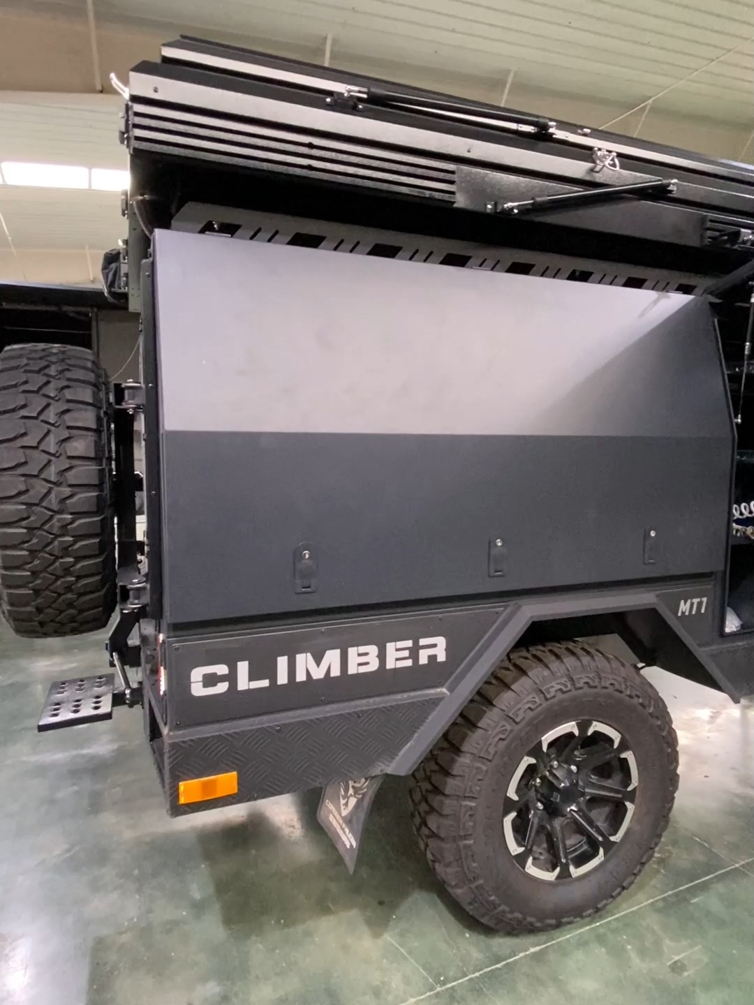 Vente en gros de camping-cars, caravanes, remorques de voyage d'origine scellés avec accessoires de camping-car, maison sur roues