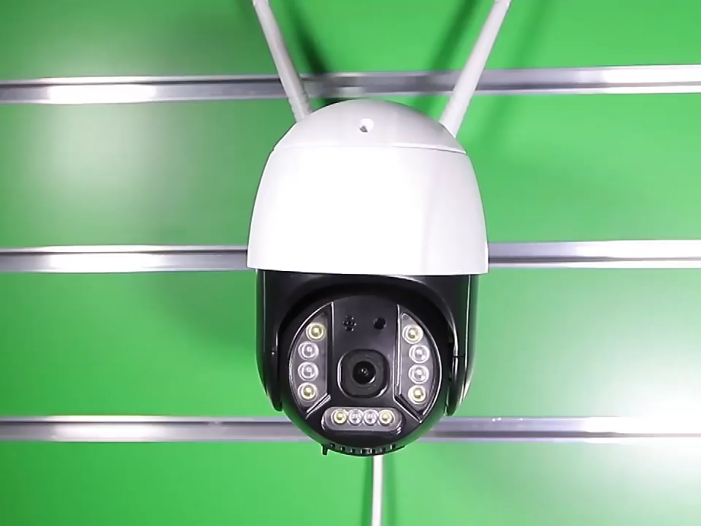 Véritable caméra de surveillance solaire à triple objectif, caméra de surveillance extérieure 4G étanche pour camping et chantier, garage