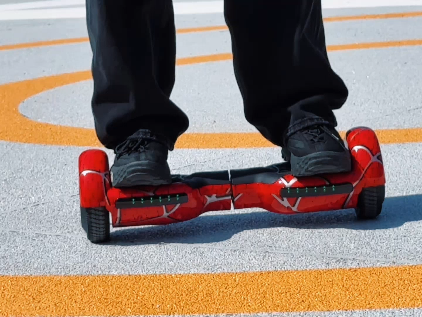 Panic Buying Self-Balancing, 6.5 Inch Hoverboard Electric Scooter, Durable Wheels Safe Electronic Mobility for Outdoor Play