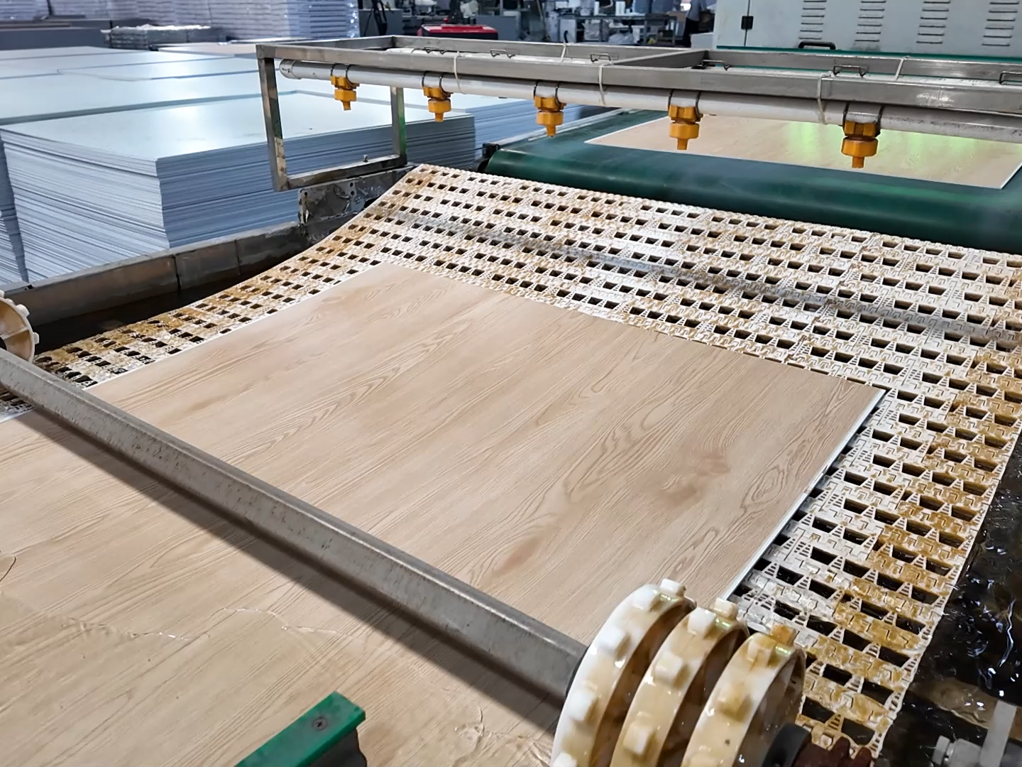Papan Lantai Vinil SPC Kaku Mewah untuk Hotel, Komersial, Indoor, Ramah Lingkungan, Tahan Air, Motif Kayu