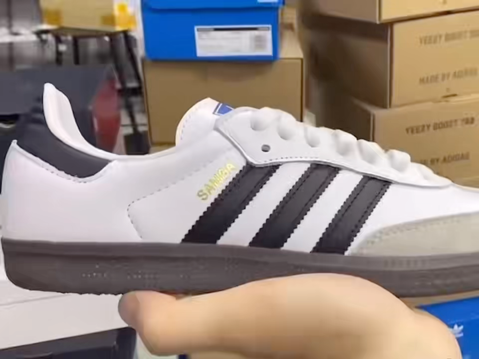 Ad Originals CAMPUS 00s Herren Weiße Low-Top Freizeitsneaker