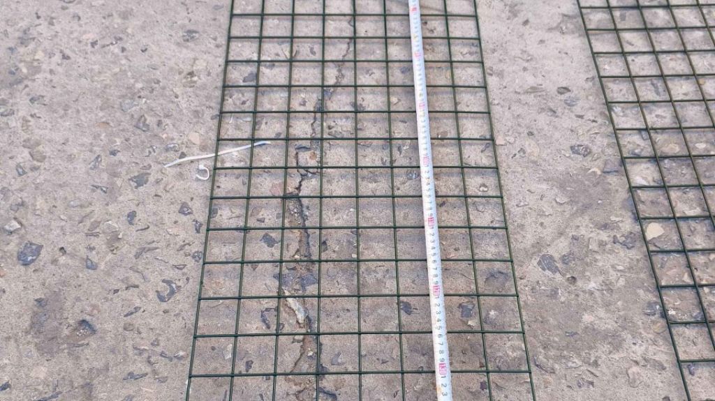 HOT-dipped galvanized of Welded wire mesh panel /Manufacturer of Welded mesh panel, PVC coated or galvanized welded panel sheet