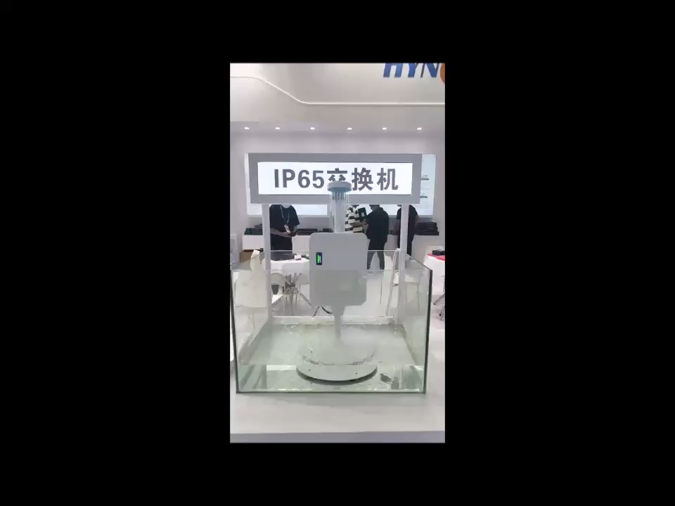 Commutateur antipluie de POE de port du gigabit 6 IP60 avec le port de liaison montante de SFP de 2 gigabits utilisé pour la caméra extérieure d'IP ou toute autre solution de dispositif d'IP