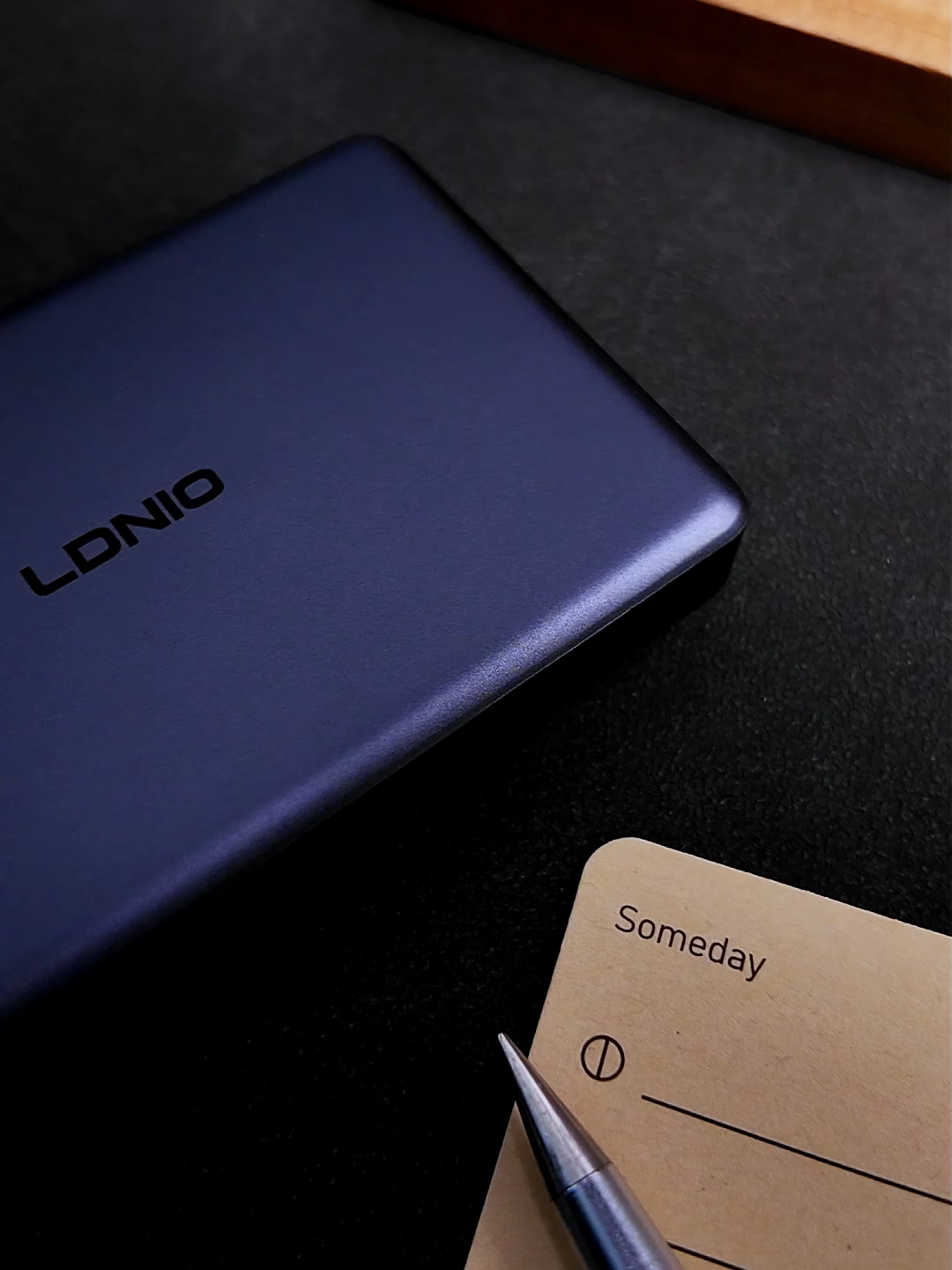 LDNIO PQ42 10000mAh High-Density Magnetic Power Bank 15W Wireless & 20W USB-C Fast Charger for iPhone OEM Bulk Supply