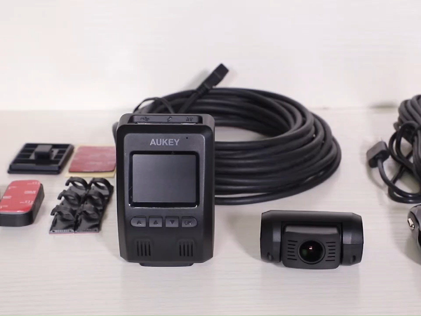 2026 Best Selling Car Dash Camera 2.7''inch Screen Black Box