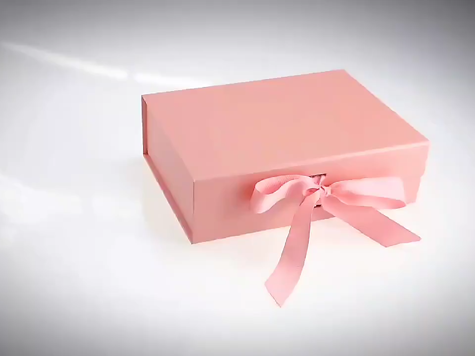 Wholesale Custom Cardboard with Ribbon Decoration Birthday Holiday Gift Box Sturdy Gift Box with Transparent Window