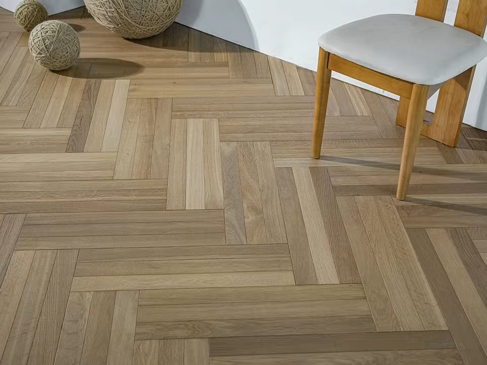 OEM oak herringbone wood flooring parquet wood flooring factoey price walnut wood flooring