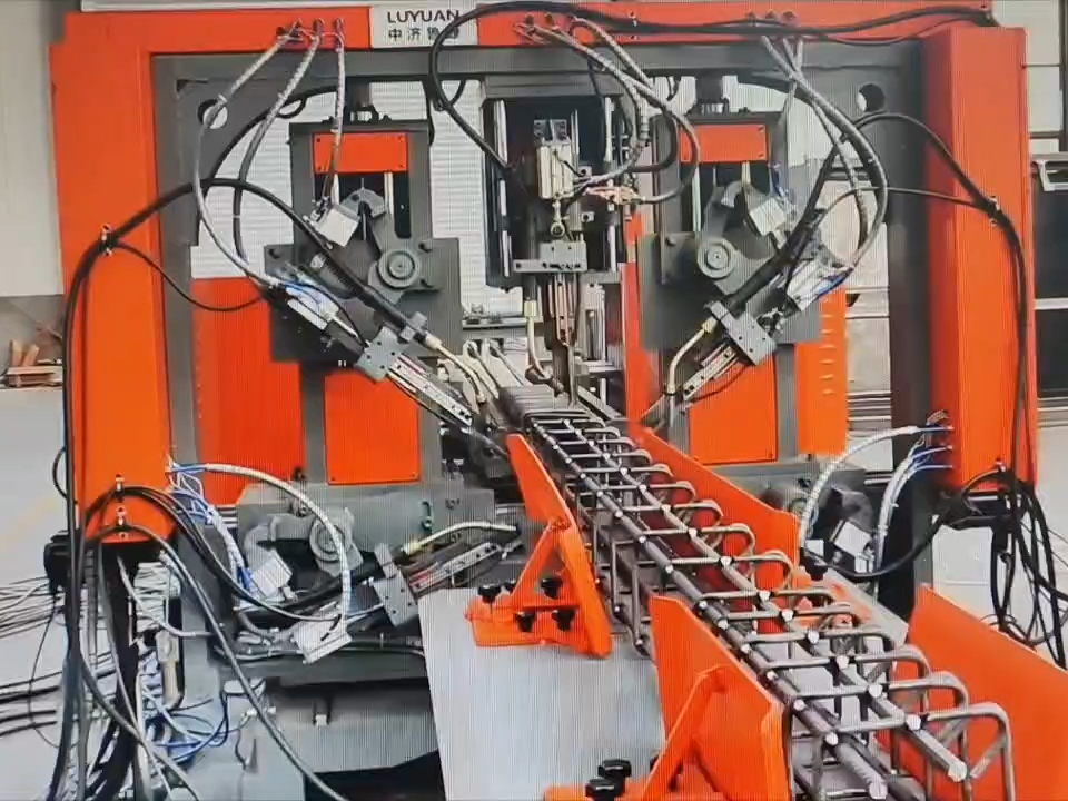 Robot Pembentuk Kandang Sengkang Batang Baja LYGL-350D, Panjang Kandang 6 m, Dapat Disesuaikan, Jumlah Batang Utama 3-6 buah, Daya Pengelasan 100 KW