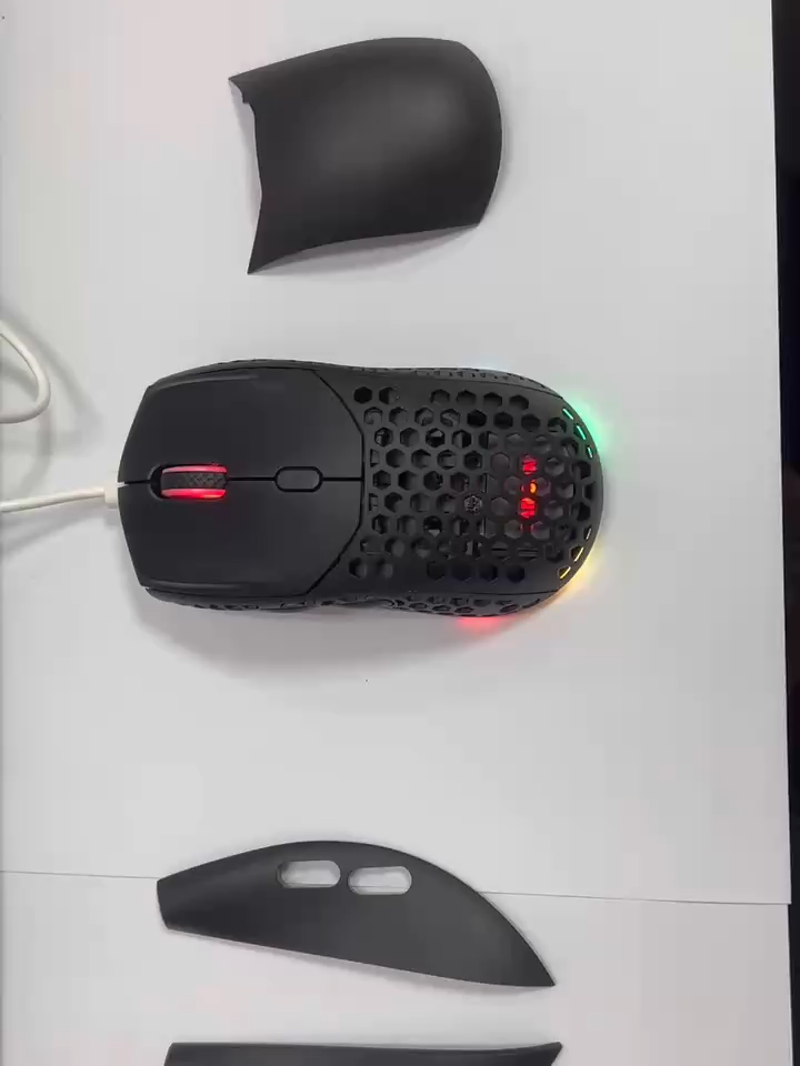 Hochwertige, professionelle, leichte Gaming-Maus mit Kabel + kabellos + Bluetooth (3 in 1), Ladefunktion und PixArt 3311 Sensor