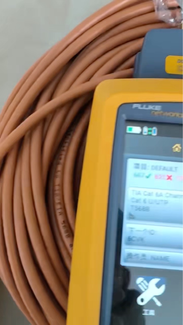 Câble Ethernet Cat6 en cuivre massif 23AWG testé Fluke, 305m avec gaine PVC pour données LAN fiables en intérieur, câble UTP Cat6 en cuivre pur