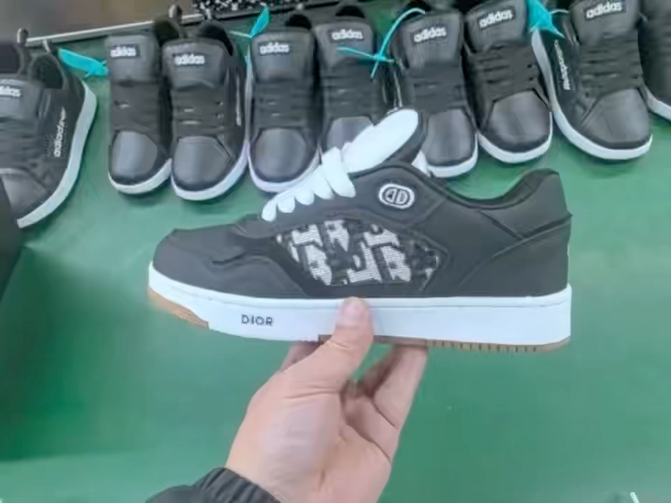 Novos Tênis Casuais AF1 Air Force 1 Co-branded com Cadarço para Homens e Mulheres, Sapatos Esportivos Casal Versáteis da Moda