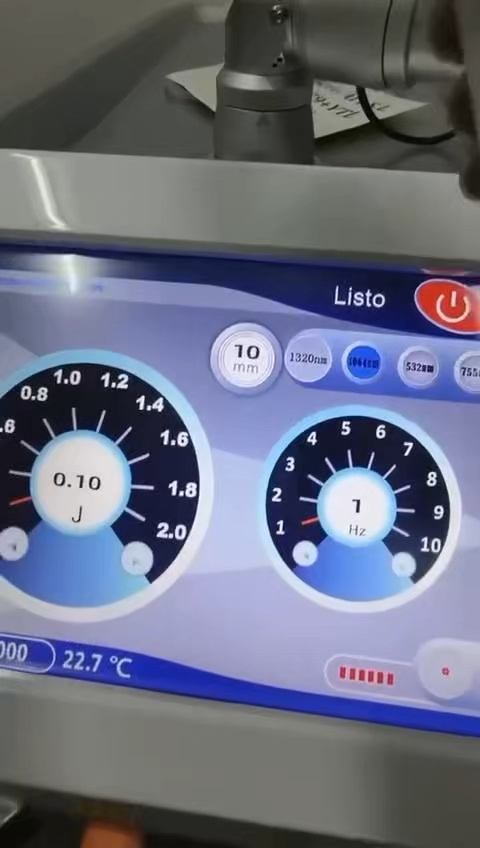 Laser Picoseconde 532 785 1064nm Laser Nd Yag Picoseconde Dispositif de Dé Tatouage Picoseconde