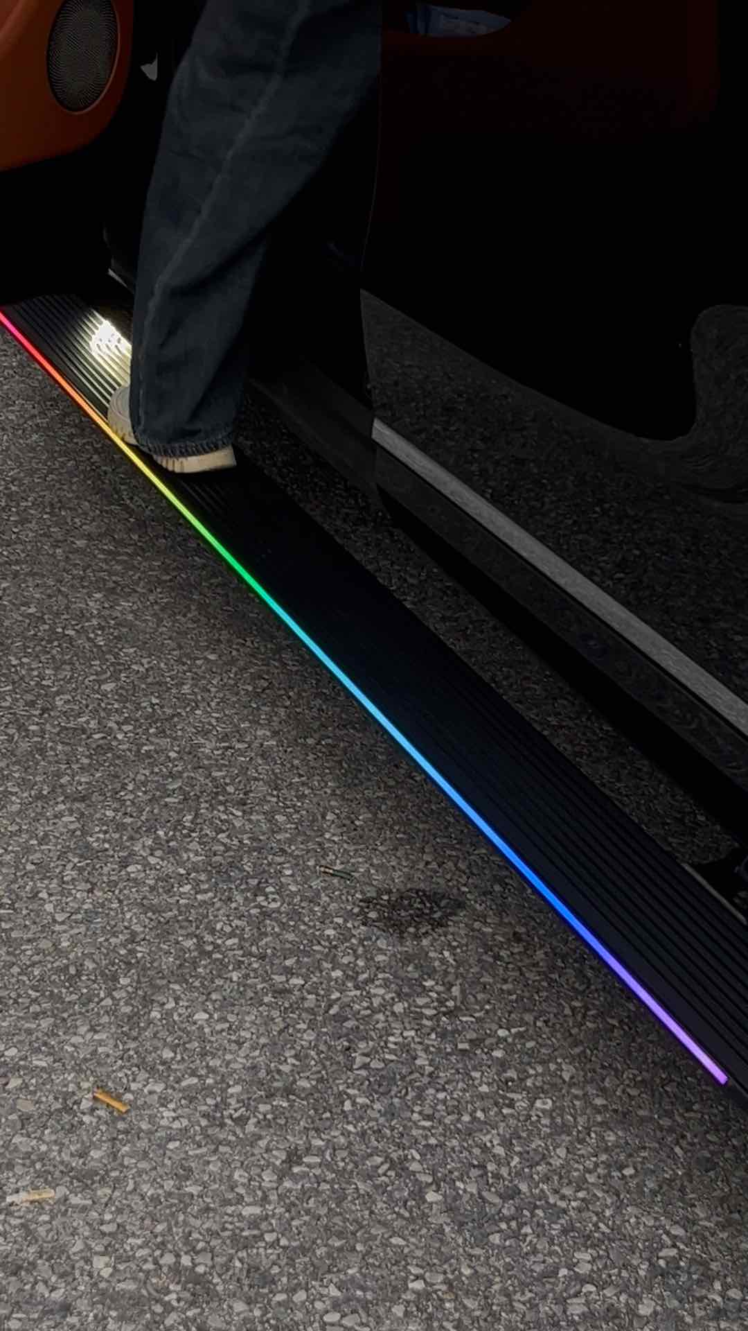 WEIJIA Fabricante Estribos Laterales Estribo Eléctrico para AITO M9/EV 24-25 Estribo Lateral Eléctrico OEM/ODM