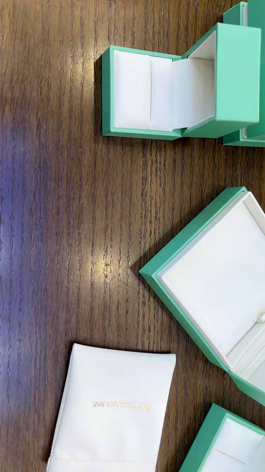 Boîte à bijoux à tiroirs, poudre blanche, rangement pour bagues, boucles d'oreilles, bracelets, style tendance