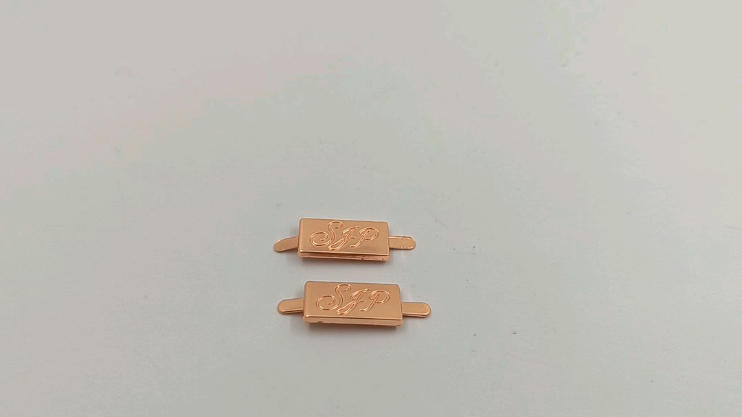 Metal Tags com LOGOTIPO para vestuário-esmalte personalizado e acabamento antigo-100% de qualidade garantida, entrega rápida