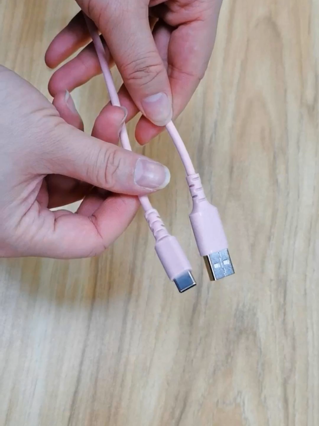 Câble de charge rapide USB A vers USB C en silicone liquide doux pour la peau pour smartphone et ordinateur portable, couleur personnalisée en gros