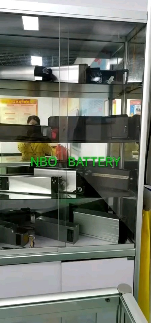 LifePo4 lithium battery cells 3.2V 50Ah,105ah, 120ah, 230ah, and 300ah for battery pack assembly