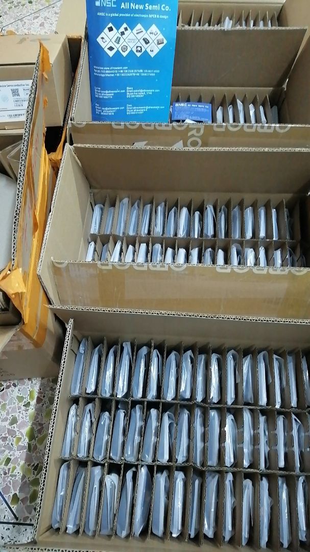 عرض منتجات قابلة للانفجار: معالجات دقيقة ICs BGA: US1229L1 TH5, XS1-L01A-TQ128-C5, XS1-L16A-128-QF124-C8, XU216-512-FB236-C20