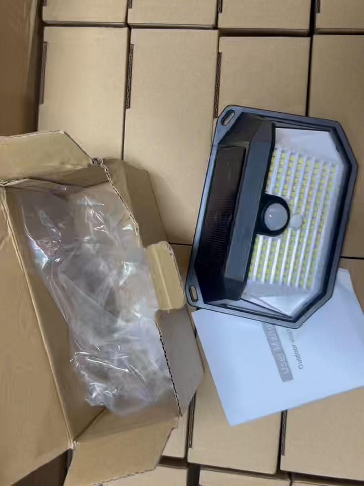 Superhelle Solar-Außenleuchte mit 178 LEDs, Bewegungssensor, 270° Weitwinkel und 3 Modi, wasserdichte Solar-Sicherheitslampe