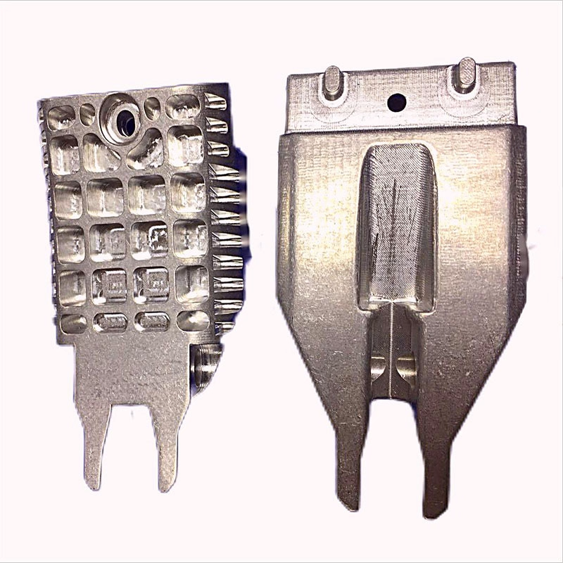 Attelage à cinq axes en acier inoxydable pièces de précision pièces métalliques personnalisées fabrication de pièces de précision CNC pièces cnc