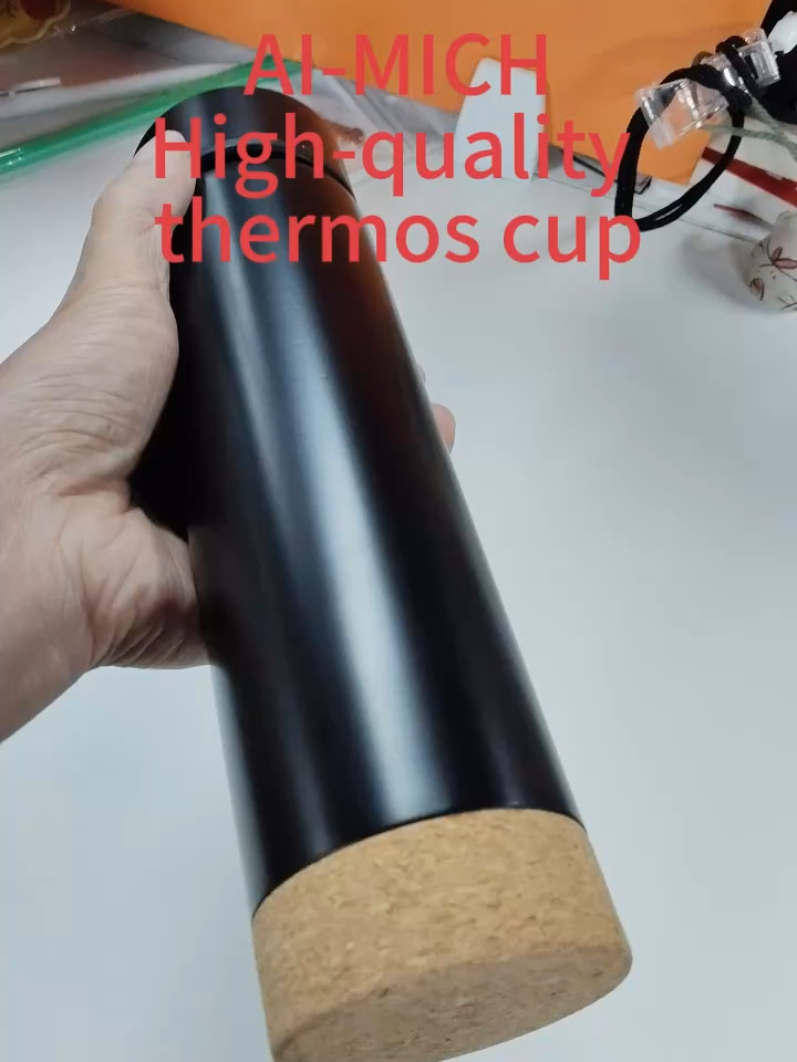 AI-MICH Vente en gros d'usine Bouteilles d'eau en acier Logo personnalisé 500ml 600ml 750ml Promotionnel pour bouteille d'eau de bureau