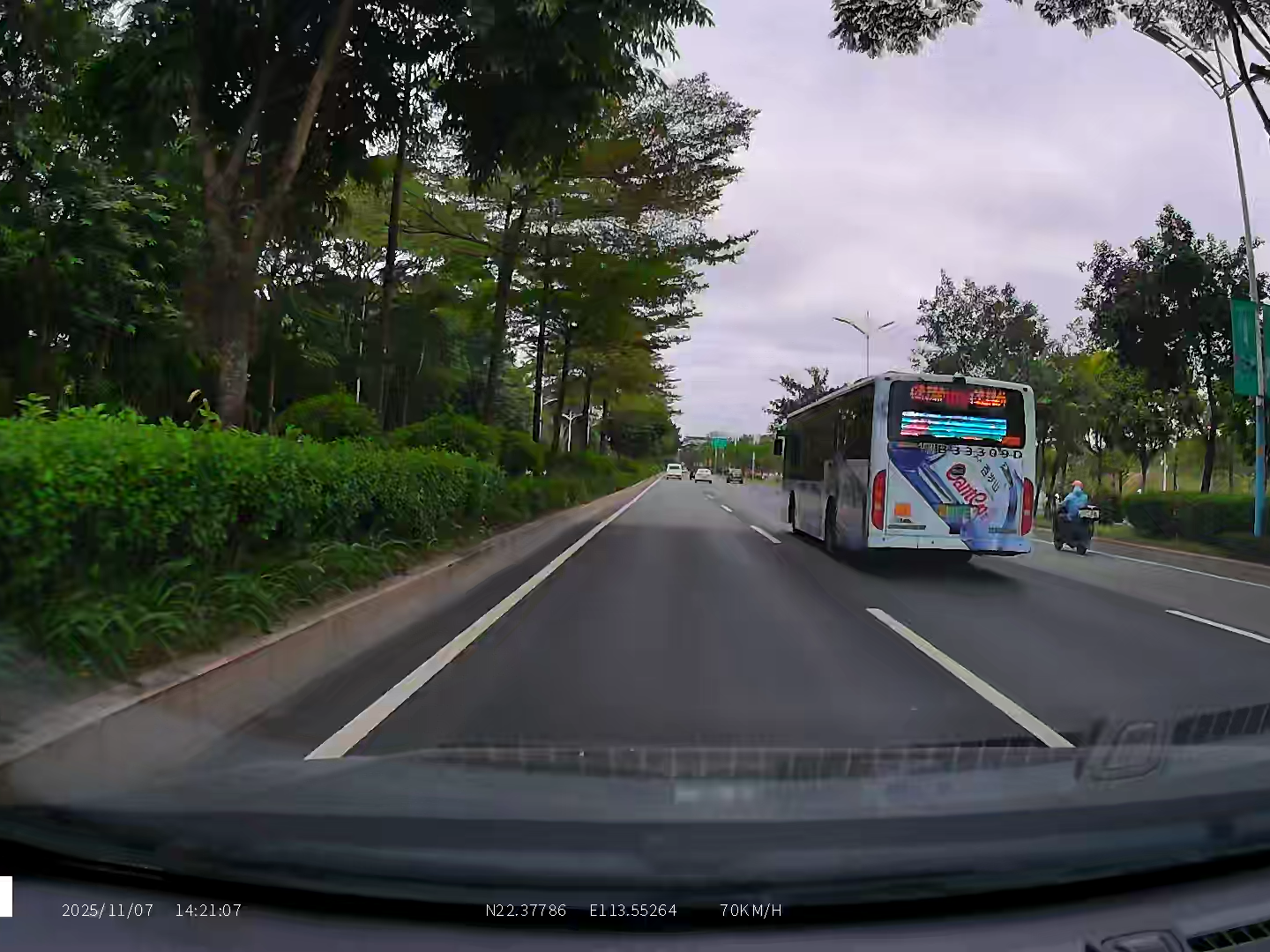 Mini caméra embarquée FHD 1080P OEM d'usine, boîte noire de sécurité pour voiture, Mini DVR de voiture FHD avec WiFi, vision nocturne