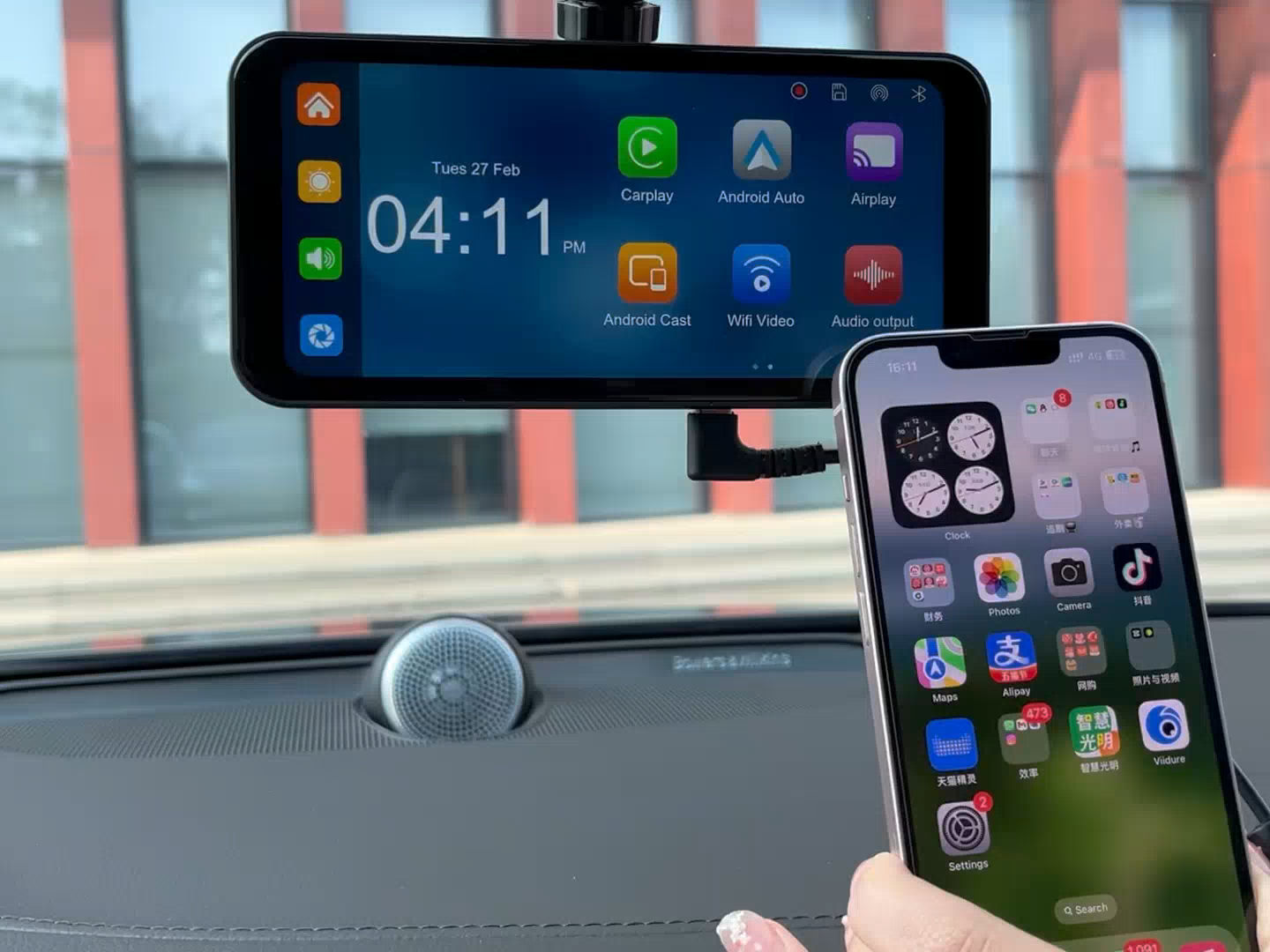 OEM/ODM Enregistrement 4K, CarPlay à Écran Tactile Complet, Écran IPS de 6,26 Pouces, Prise en Charge Bluetooth, WiFi, FM, Sortie AUX, Capteur G