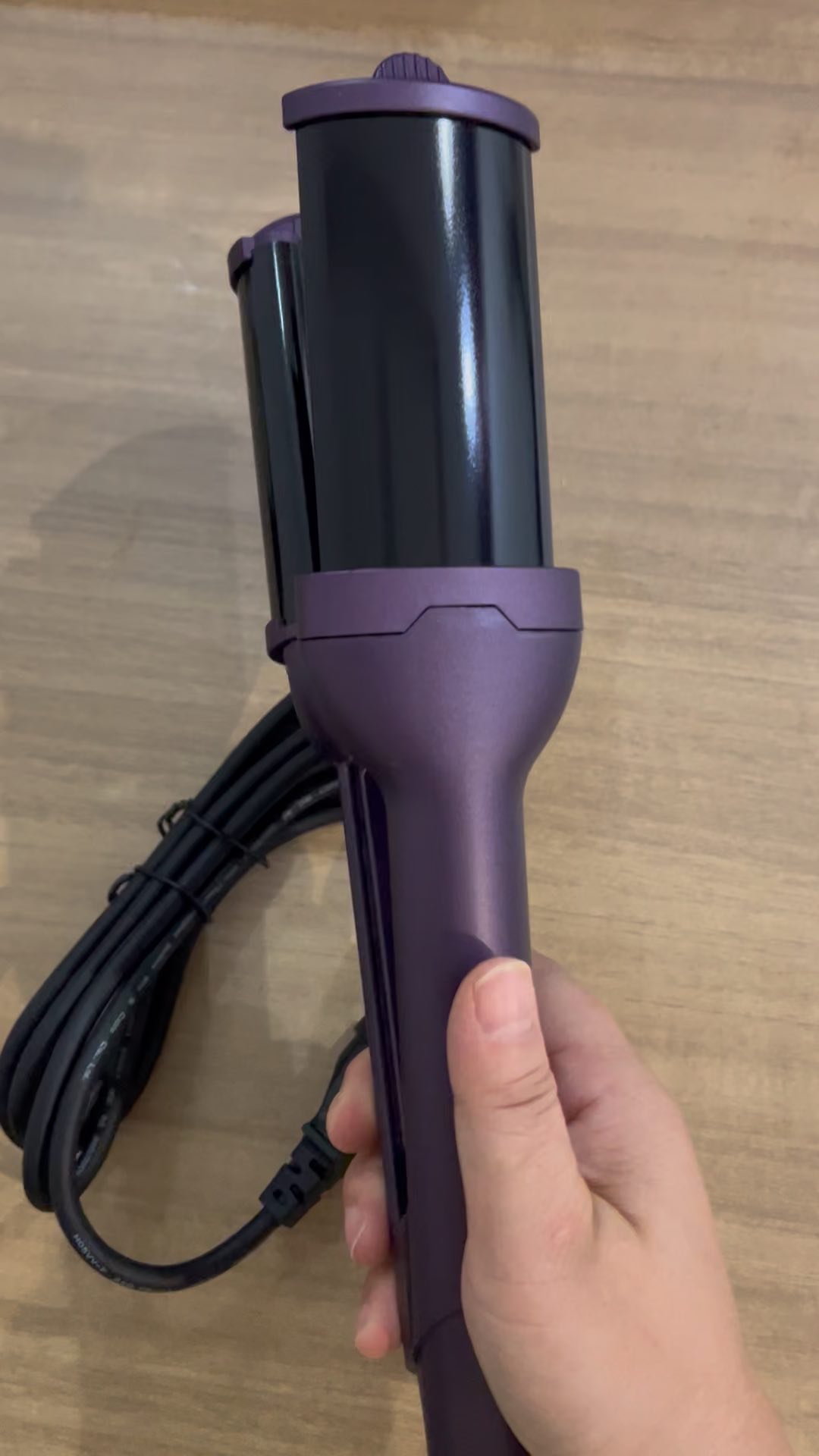 GOGOLADA Brand Aluminum ionic hair straightener for salon Wholesale salon hair care products
