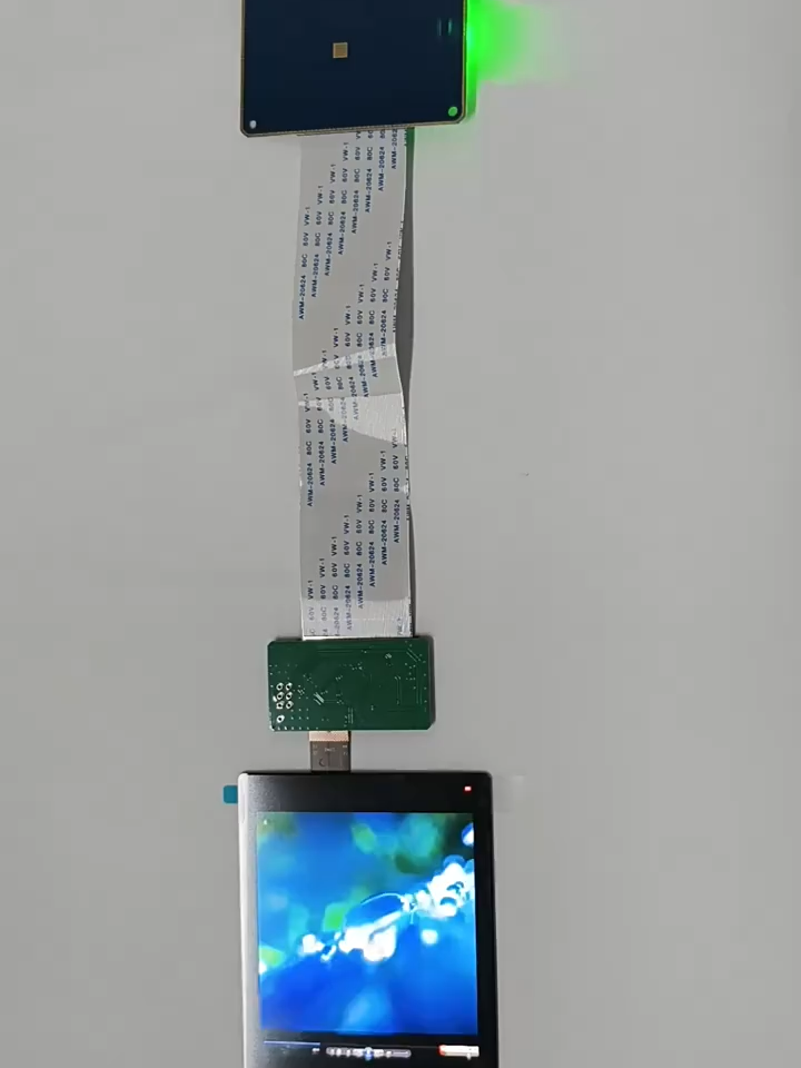 1.5 Inch Round AMOLED Display Module with 466*466 Dots and 800c/d Brightness