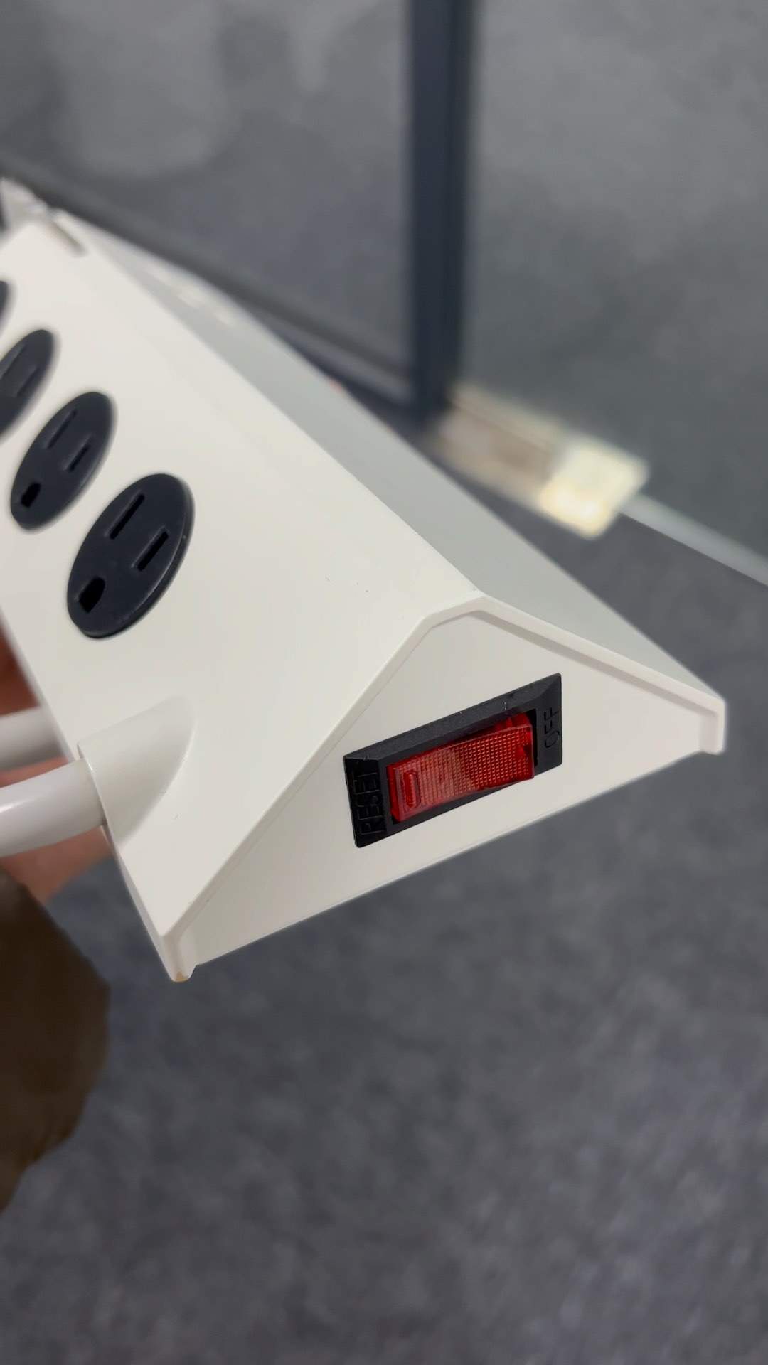 OEM & ODM Available Power Pyramid 4 outlets with 4 USB Ports for Home Office