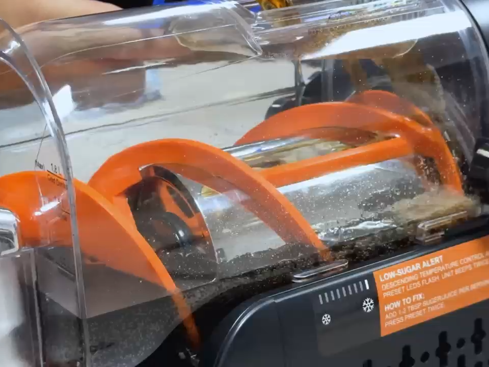 Machine à granité portable 7 en 1 à réservoir unique de 1,8 L, machine électrique à vin et à jus, machine à crème glacée en gros, garantie 1 an