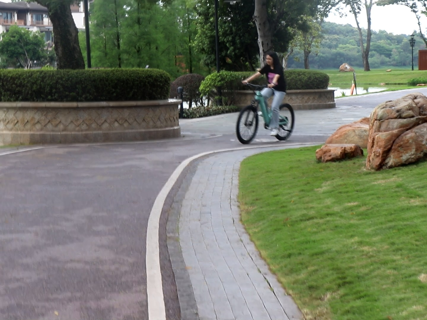 Neues 2025er Modell E-Bike Stahl 27,5" 36V 350W Elektrisches Mountainbike für Homeoffice