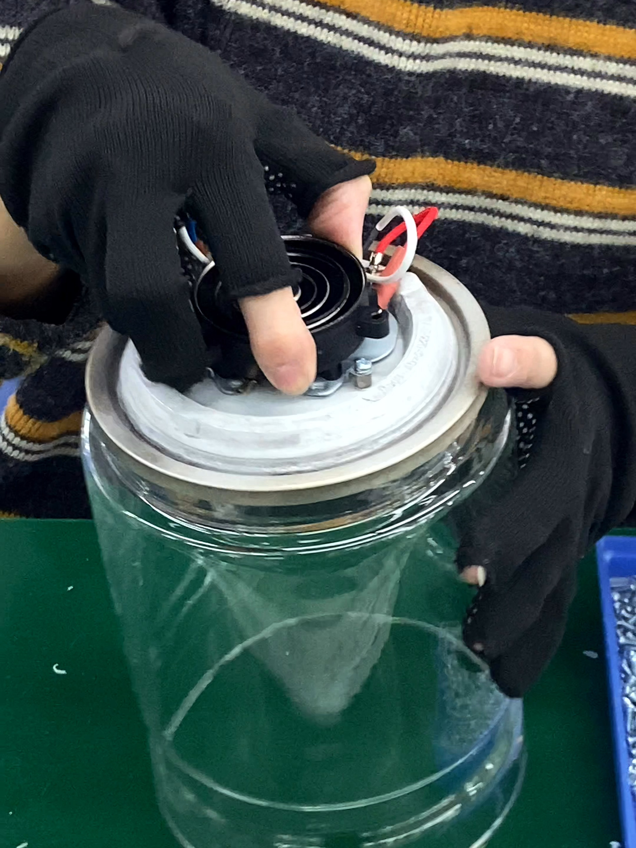 Stérilisateur à vapeur multifonction pour biberons avec écran LED numérique tactile, séchage rapide et précis pour bébé