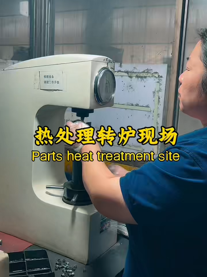 Neuer Stil, guter Service, Hersteller von hochwertigen Motorradkettenradsätzen, Rollenkette