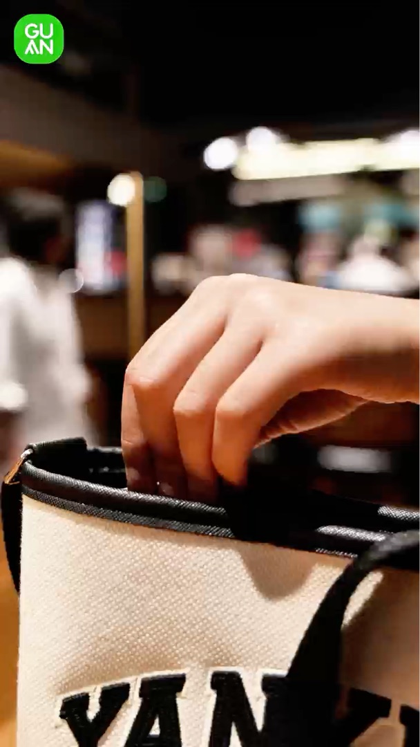 Support de téléphone élastique à doigt rotatif à 360°, matériau en aluminium, fermeture magnétique brevetée, application multi-angle