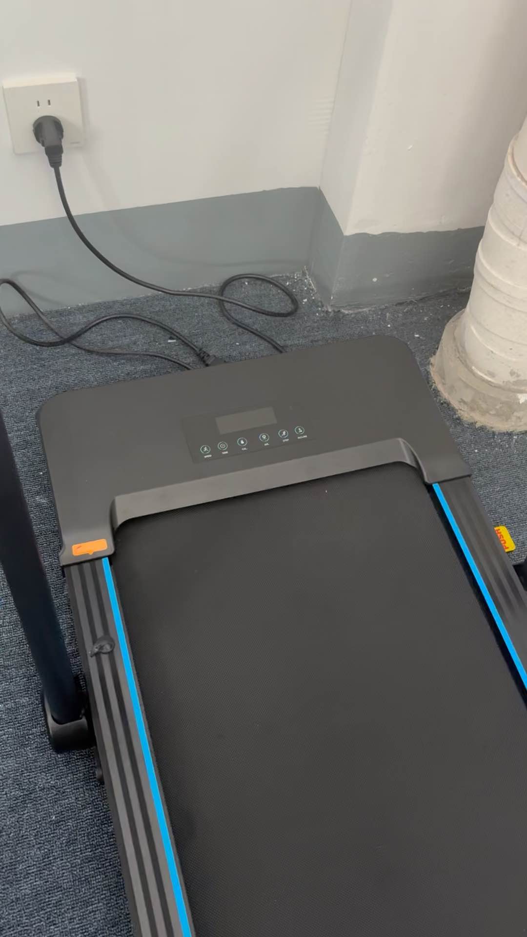 Walking Pad Treadmill with Incline, 3 in 1 Walking Pad Under Desk with Vibration Plates, Portable Treadmill with massager