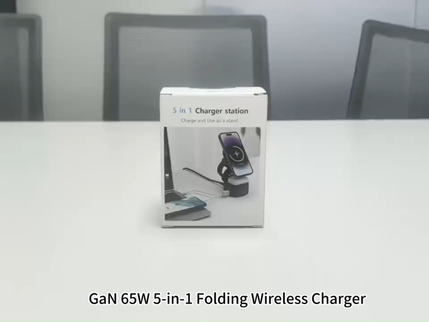 Pengisi Daya Nirkabel Gallium Nitride Multifungsi Magnetik Portabel Lipat Desktop Ponsel Earbud Jam Tangan Laptop Tipe-C GaN 65W