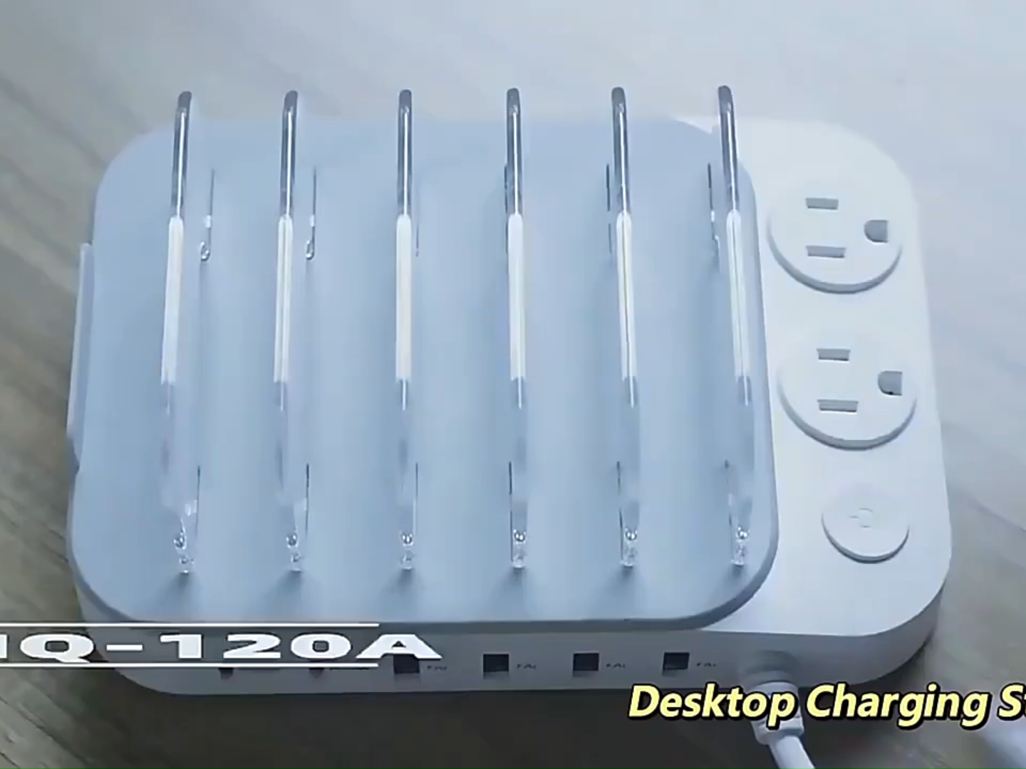 Stasiun pengisian daya portabel cepat 6 port, multi-tablet & ponsel, dengan stopkontak AC untuk banyak perangkat, dari produsen.