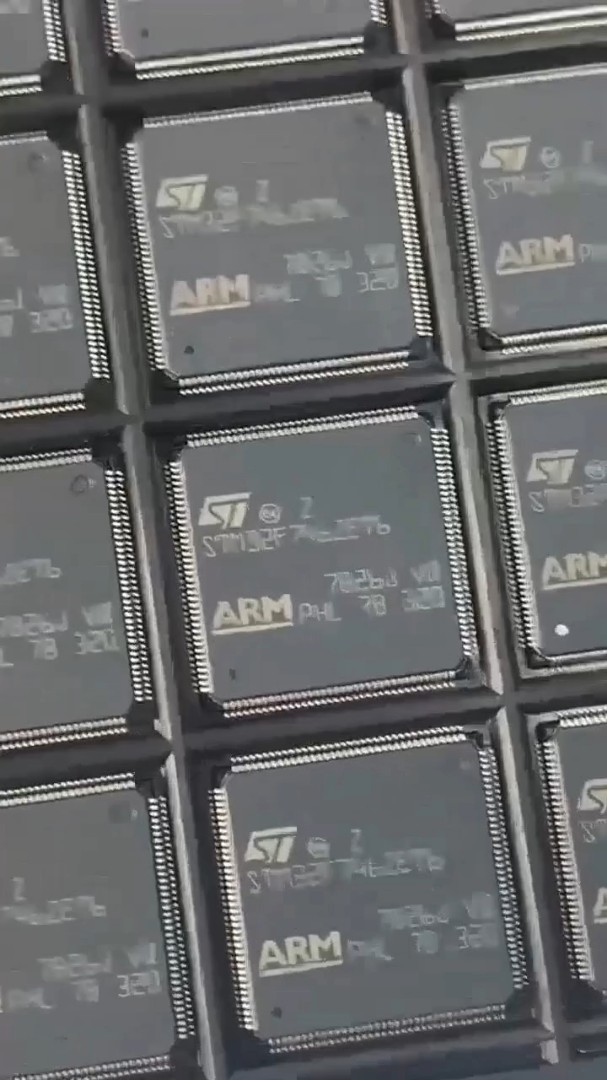 Explosive products offer Microprocessors ICs BGA:RK818-2,RK818-3,RK901,RK903,RKNANO,RKNANO-B,RKNANOC,RKNANOC-L,RTL8723BS-VC-CG