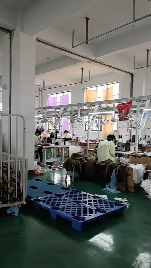 Jaket Ski Anak, Mantel Berkerudung Lapis Fleece Motif Kamuflase Ungu untuk Anak Laki-laki, mendukung OEM dan ODM