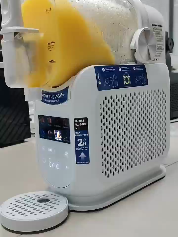 Machine à granité automatique 1.8L à nettoyage automatique pour la maison 20-25 minutes Machine à crème glacée pour boissons glacées 7 programmes préréglés Machine à granité