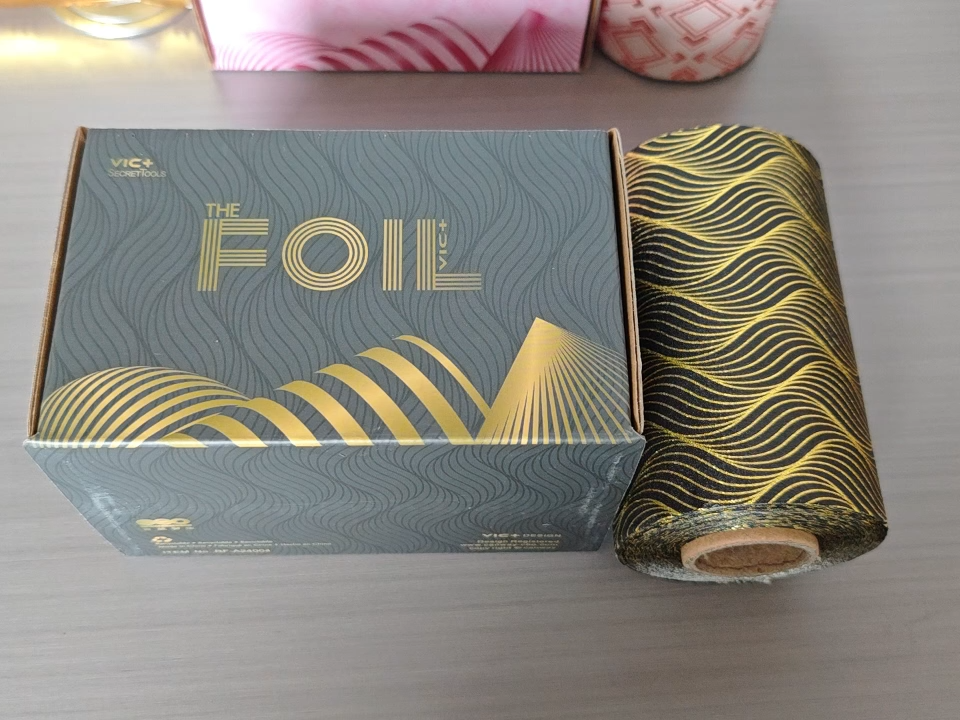 Direkt vom Hersteller: 127mmx50/100m Haarfolienrollen, vorgeschnitten, weich geprägt für Strähnchen