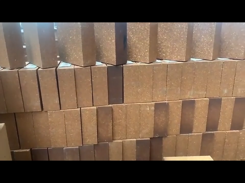 MgO Magnesia-Aluminum Spinel Refractory Brick Magnesia Bricks with Refractoriness Above 2000 for Cement Rotary Kiln Lining