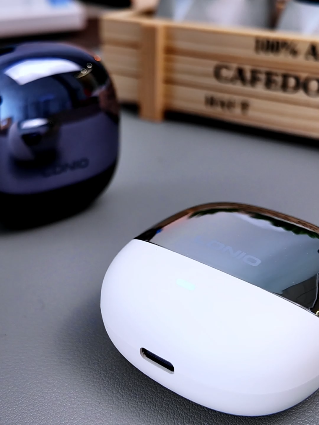 LDNI0 T15 Bluetooth-Ohrhörer mit Ladecase, verlängerte Akkulaufzeit, Geräuschunterdrückung, CE ROHS-zertifiziert, In-Ear für Reisen
