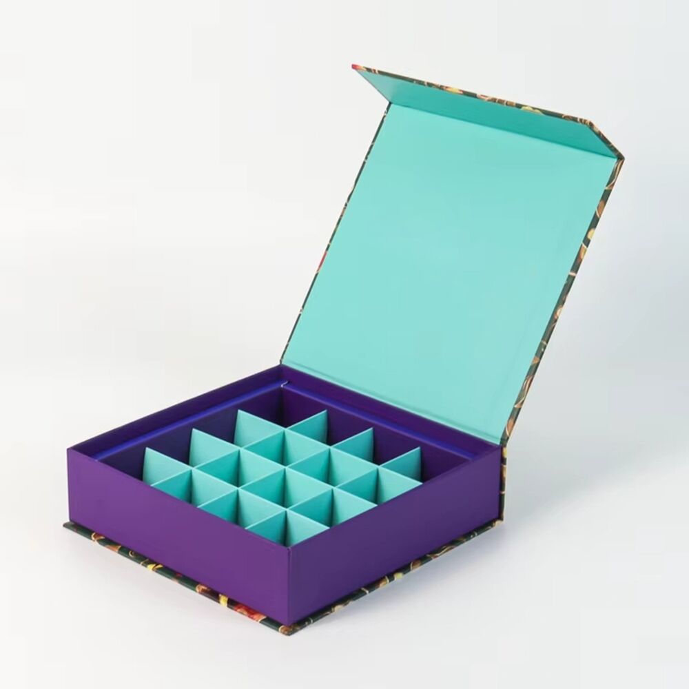Doppelt öffnende Magnetwein-Geschenkbox, glänzende Oberfläche, individueller Logodruck, Fabrikpreis