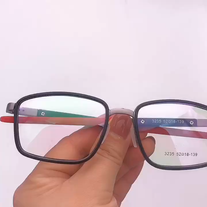 Hochwertige Sportbrille aus Edelstahl für Herren und Damen, leichte Metallrahmenbrille mit dehnbaren Bügeln