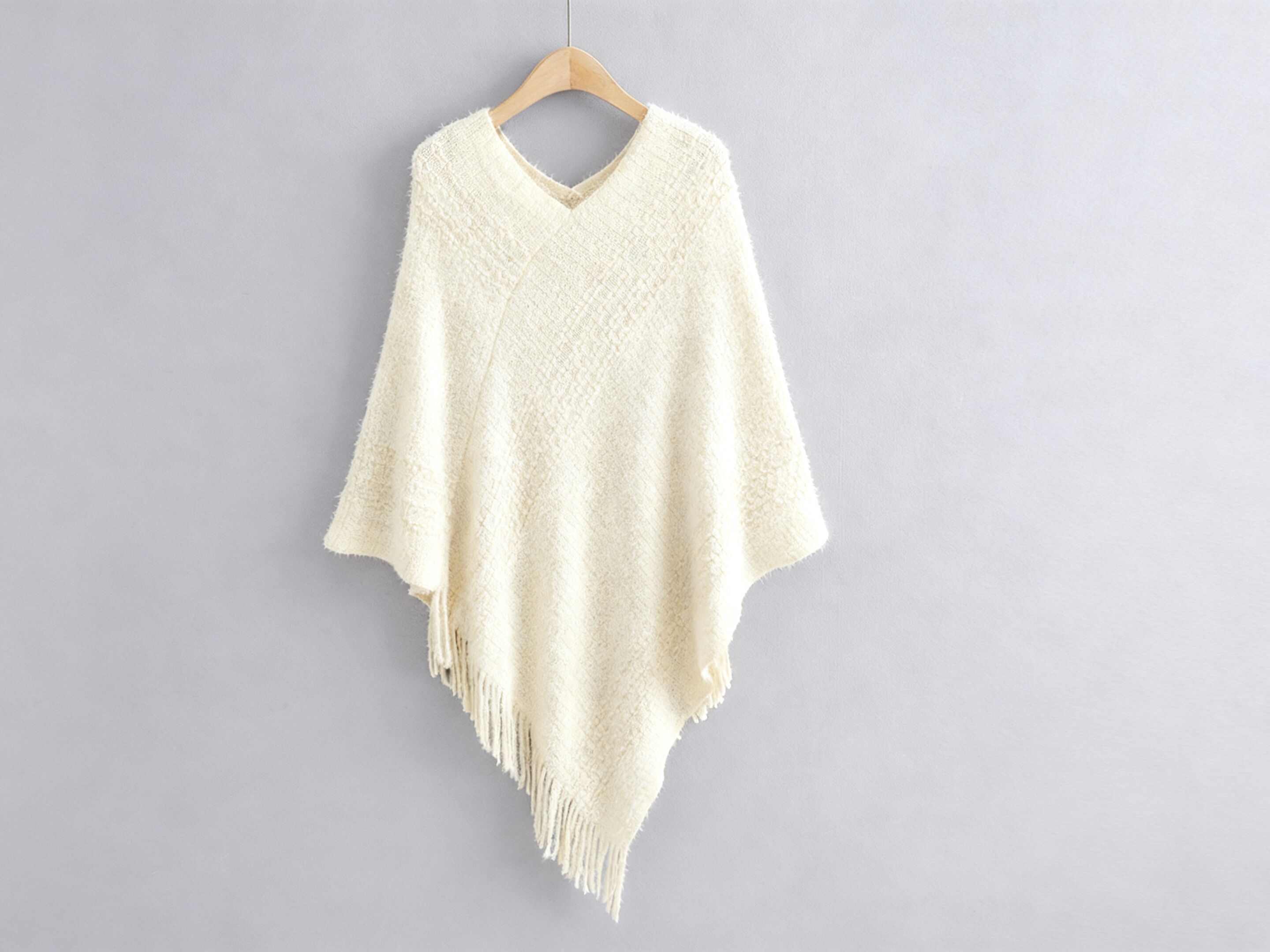 OEM en gros câble blanc tricot frangé châle-adapté pour l'usure quotidienne des femmes et sorties décontractées en automne et en hiver